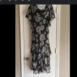 Signature Size 24W Ruffle dress